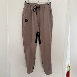 Brokig Brown Jogger Pants with Black Accents Men’s Size Small